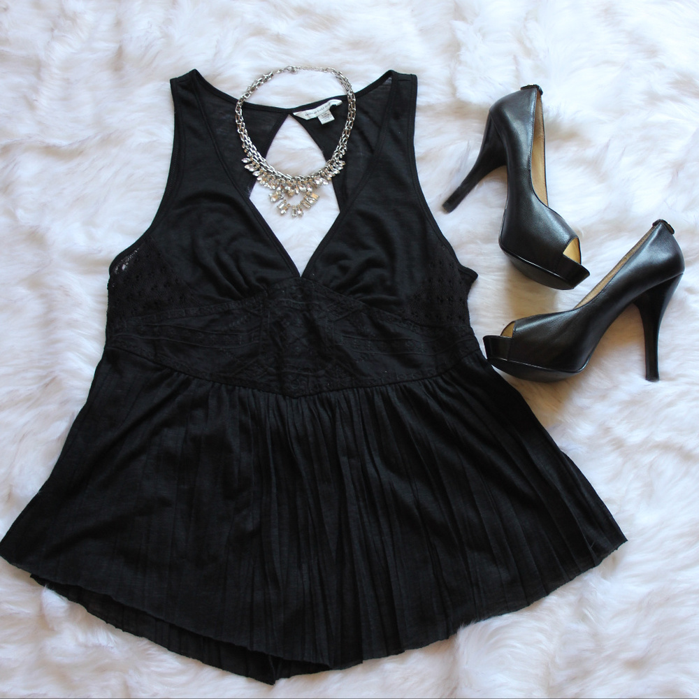 American Eagle babydoll black top w/ keyhole back